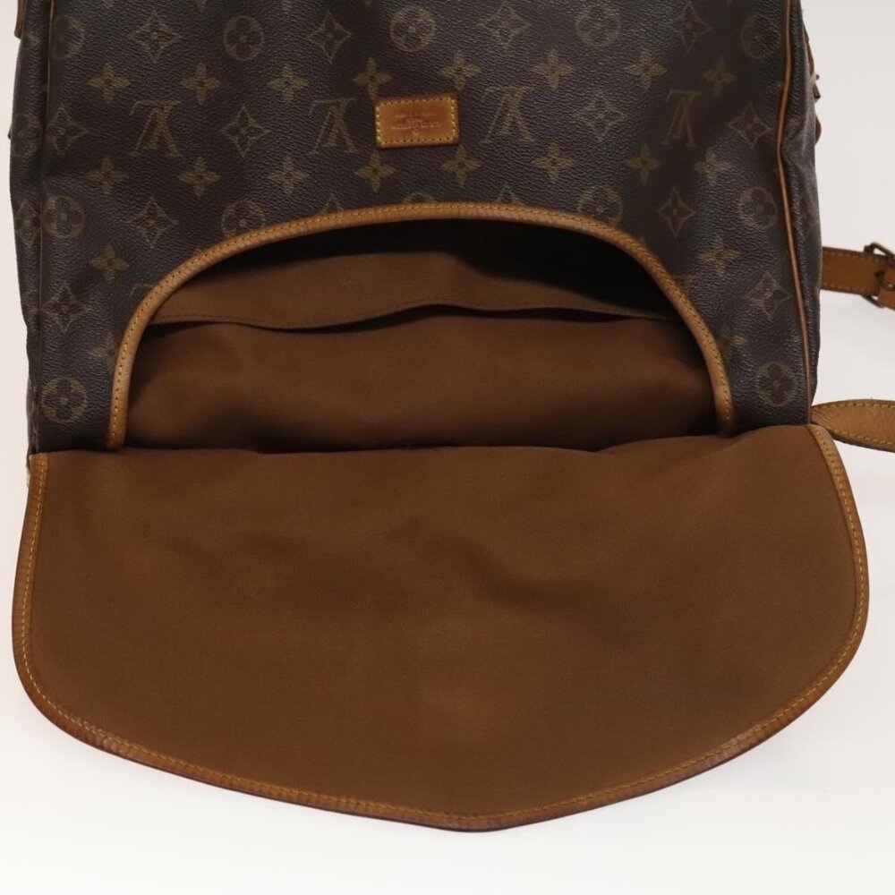 Authentic LOUIS VUITTON Monogram Saumur 35 Shoulder Bag M42254 LV - Picture 2 of 16